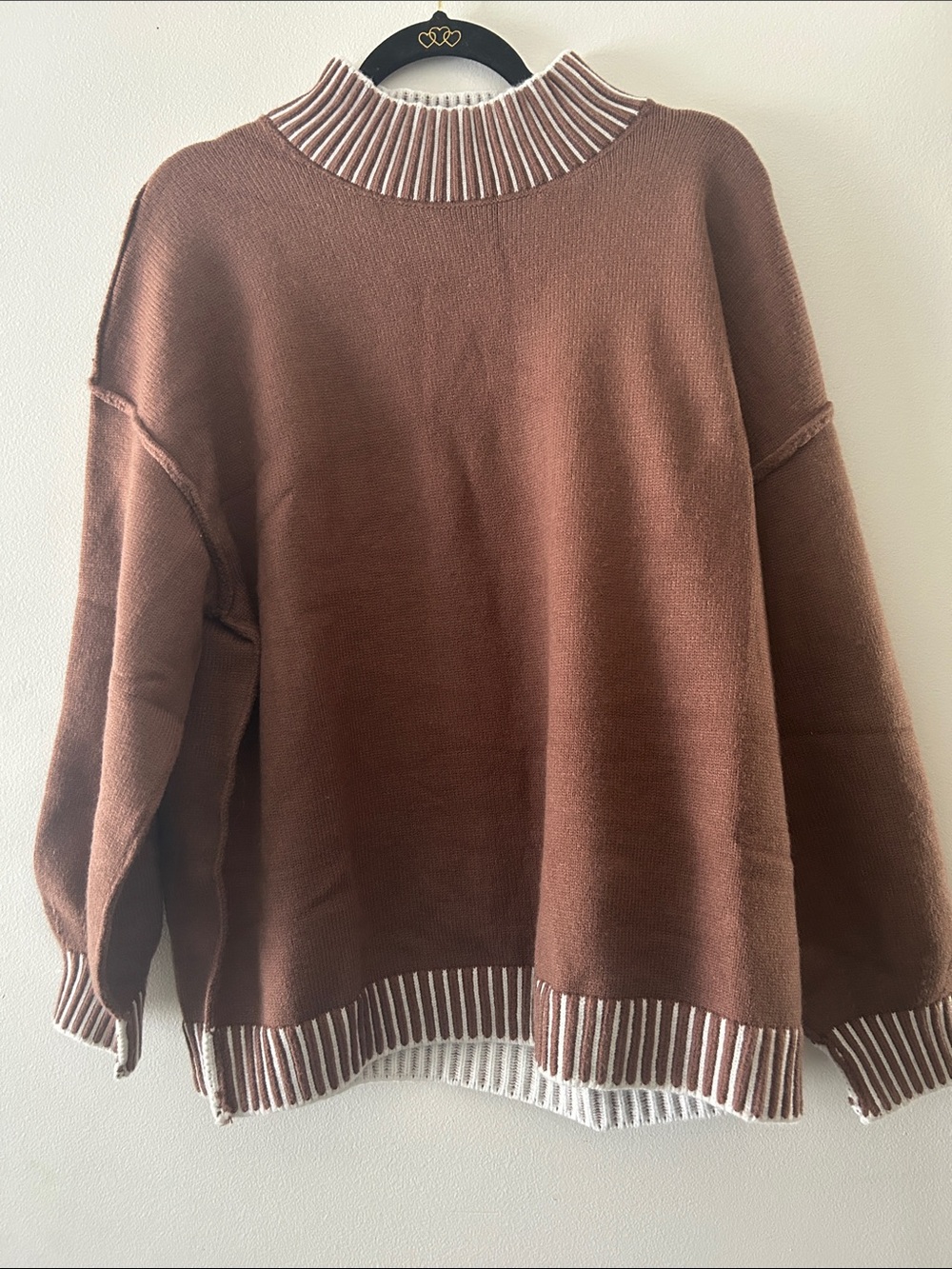 Chyrii Cozy Oversized Two-Tone Brown Cowlneck Sweater